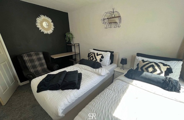 Up to 20% Off! Modern 2BR in City Centre