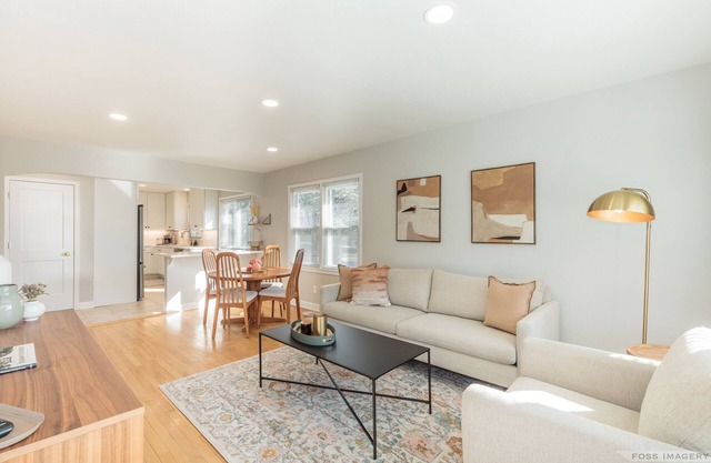 Updated 3 bed + office ranch home close to Downtown Madison