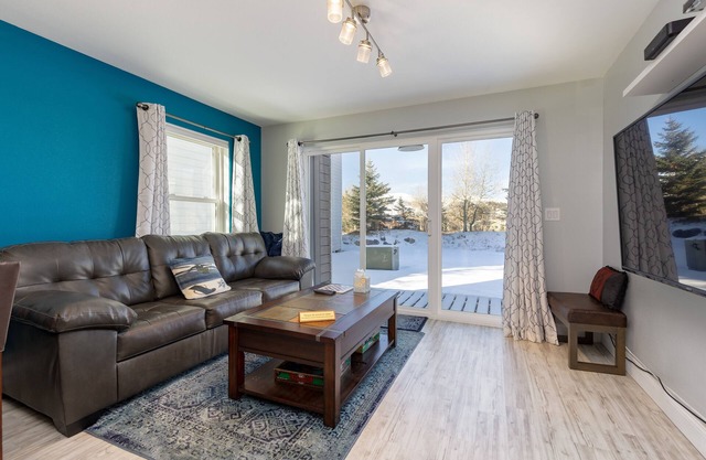 Updated Condo/Private Patio/Central Location