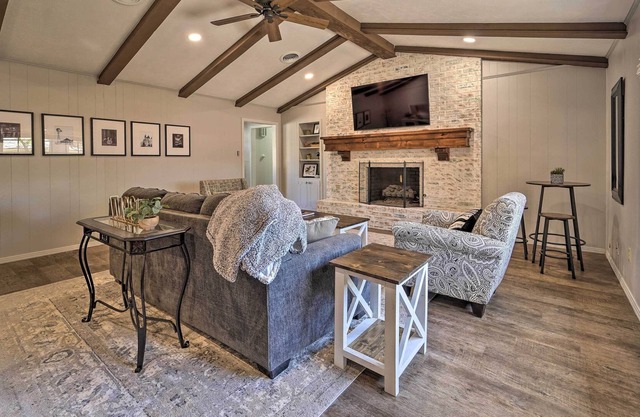 Updated Home w/ Patio < 4 Mi to Texas Tech!