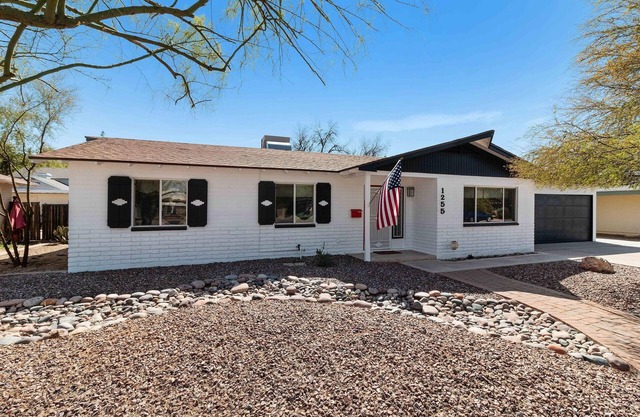 Updated Luxury - Pool - FAST WiFi - Cub Stadium/Old Town/Dining/Shopping