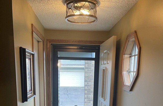 Updated townhouse gem in Minneapolis suburb