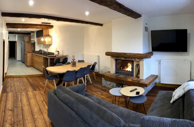 Upscale chalet with exceptional views