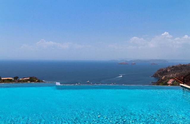 Upscale condo with a view that you will never forget