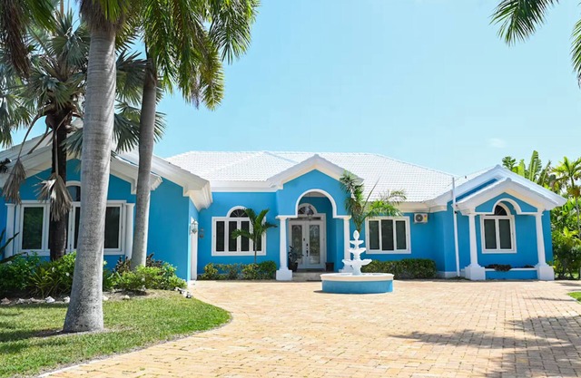 Upscale private house.