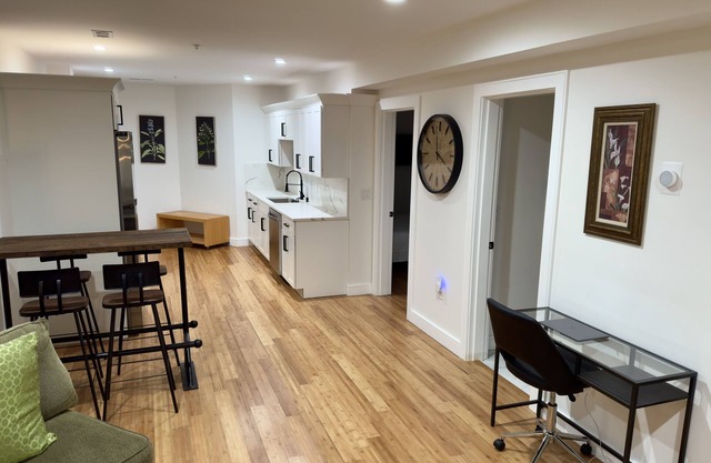 Upscale Unit 1 at Perrin Place