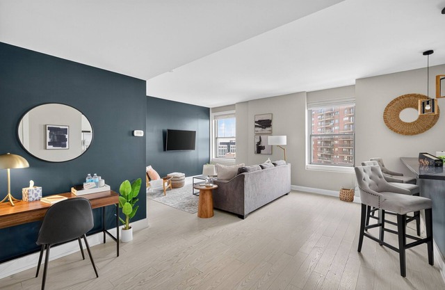 Upscale Urban Escape in the Heart of Downtown