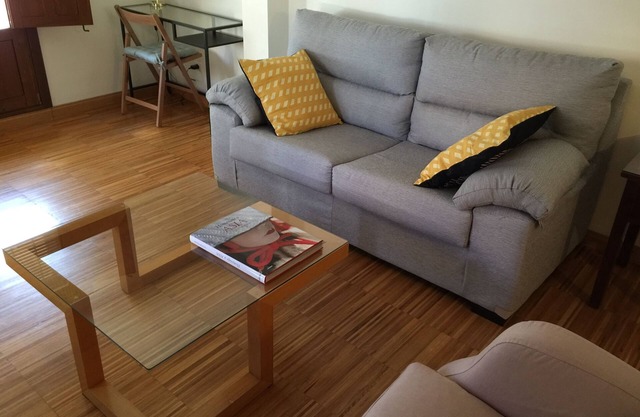Urban apartment. Reserve the apartment for days, weeks or months.