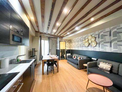 Urban Flat 02 - 4 Bedrooms Flat in center of Paris
