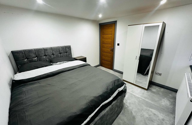Urban Retreat-Near MCR Airport