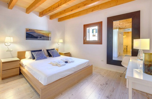 URBAN SUITES 2 PALMA STANDARD TI/75