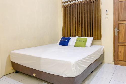Urbanview Hotel Hikmah Syariah Majalengka