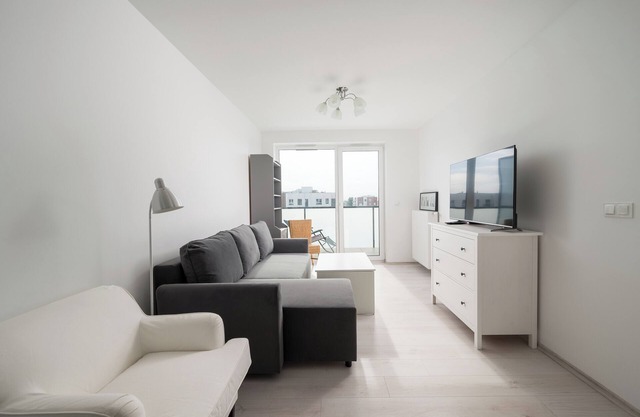 Ursus Homely Apartment