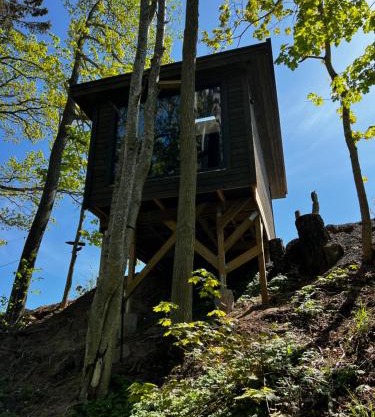Vättervy Glamping- Ravinstuga
