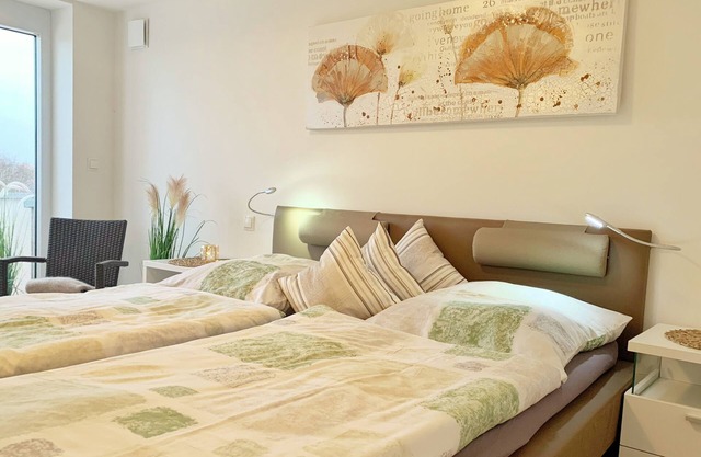 Vacation apartment/apartment for 4 guests with 92m² in Wurster North Sea coast (188657)