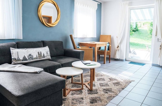 Vacation apartment "Andeler Eule" - Roussel - Hotel Restaurant