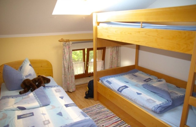 Vacation apartment/apartment for 5 guests with 75m² in Böbing (115073)