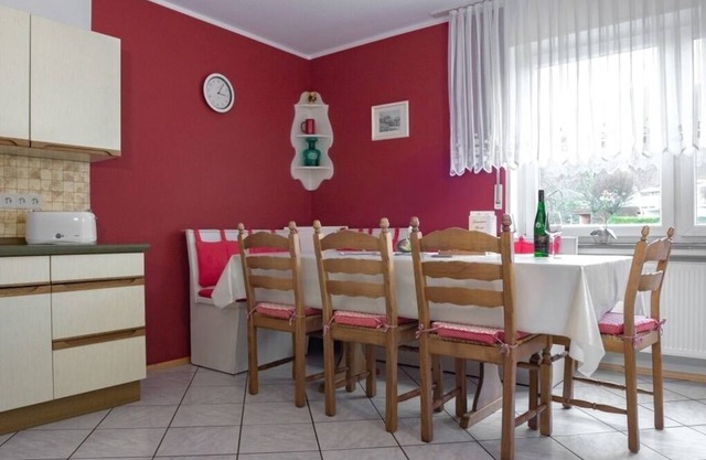 Vacation apartment/apartment for 4 guests with 115m² in Irsch (160049)