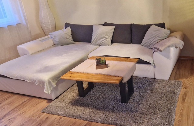 Vacation apartment/apartment for 6 guests with 84m² in Tiefenbronn (149419)