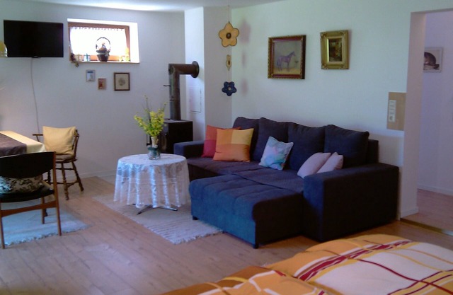 Vacation apartment on the Swabian Alb on the outskirts of town w/panoramic view