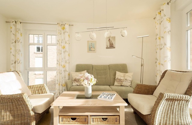 Vacation apartment/apartment for 4 guests with 60m² in Fehmarn OT Neue Tiefe (294254)