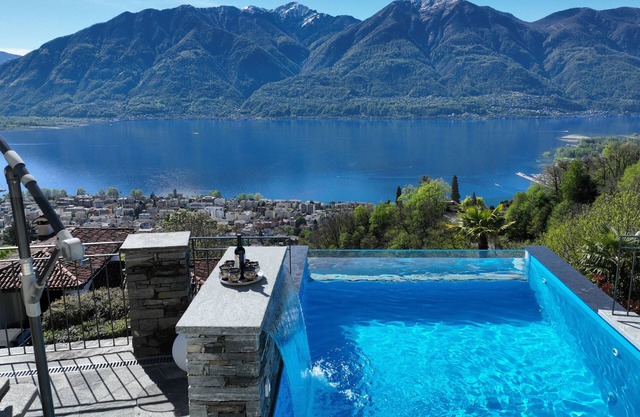 Vacation home for 6 guests with 180m² in Brione sopra Minusio (242348)