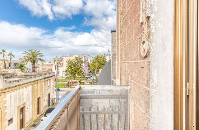 Vacation Home "Cod 278 al Centro del Paese" near Beach with Balcony & Wi-Fi