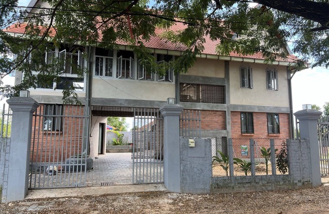 Vacation home: Cozy veranda-kitchen, pool in the inner courtyard. IDEAL: Groups up to 9