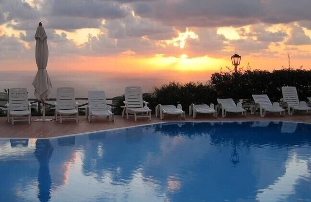 VACATION HOME IN DREAM LOCATION, WITH BREATHTAKING SEA VIEWS NEAR TROPEA