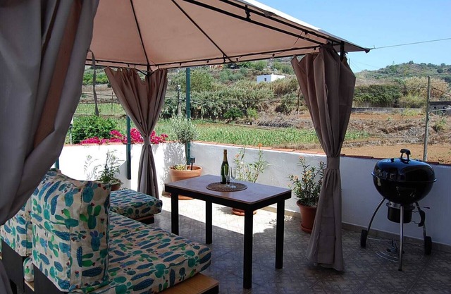 Vacation Home "Las Monarcas" with Mountain View, Private Terrace & Wi-Fi