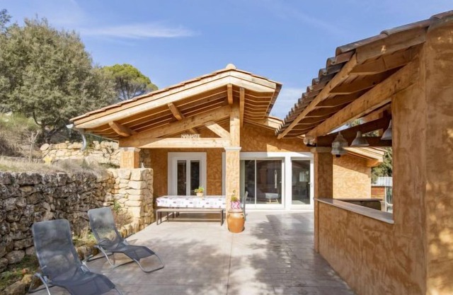 Vacation home Les Tilleuls in Jouques - 6 persons, 3 bedrooms