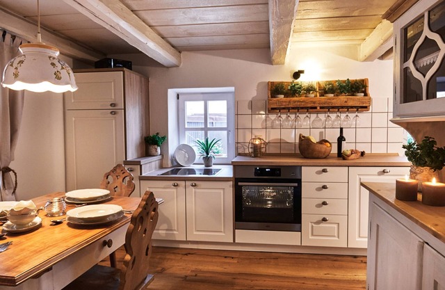 Vacation home Lilace with whirlpool and wood-burning stove, 4 bedrooms, max. 8 persons