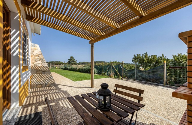 Vacation Home Monte do Tanoeiro - Casa Nova with Wi-Fi & Garden