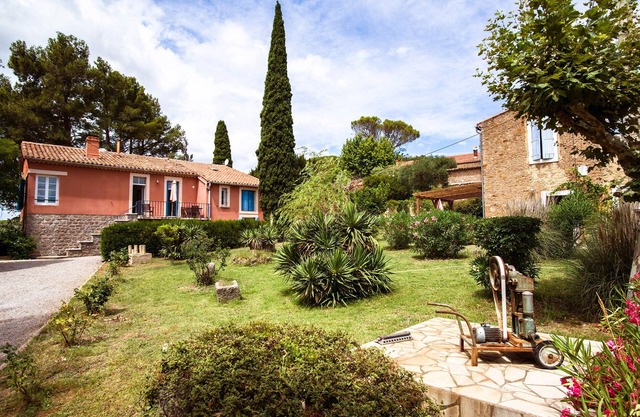 Vacation home on the la Grange estate with 4 bedrooms for max. 8 people