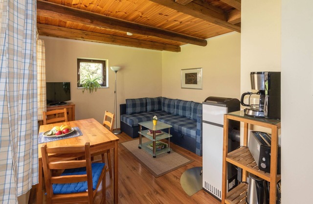 Vacation home, sleeping loft, 1 bedroom/kitchenette, shower/WC (from 12 years) - Froschkönig