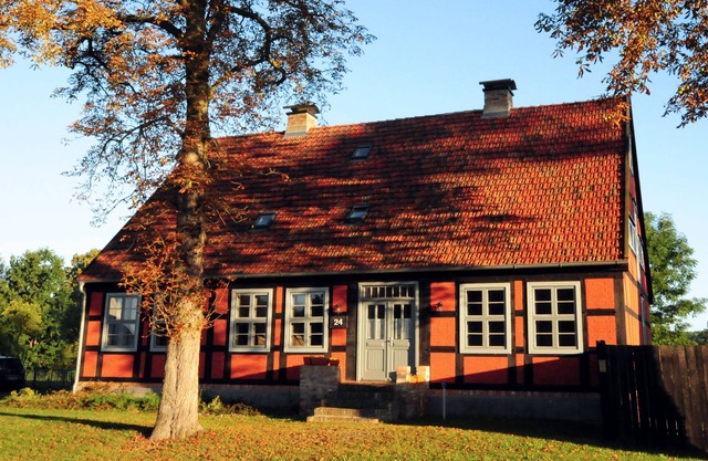 Vacation in a historic atmosphere, close to the beach with sauna and large garden