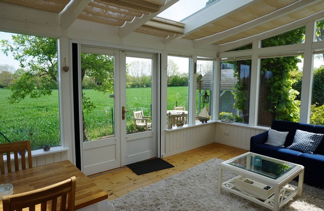 Vacation in a luxurious villa on the Baltic Sea with sauna and fantastic conservatory