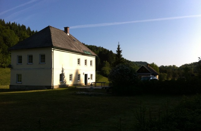 Vacation in nature, surrounded by mountains, lakes . and around the corner the city!