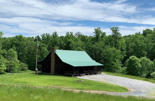 Vacation Lodge ,Near Raystown Lake and Historical Bedford