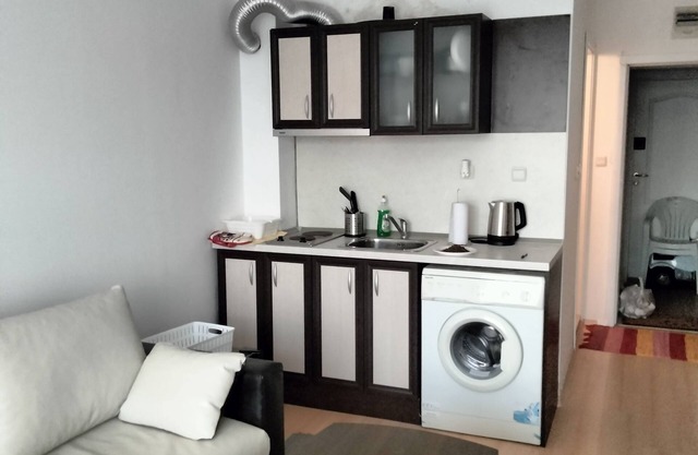 Vacation Studio with Balcony Close To Beach