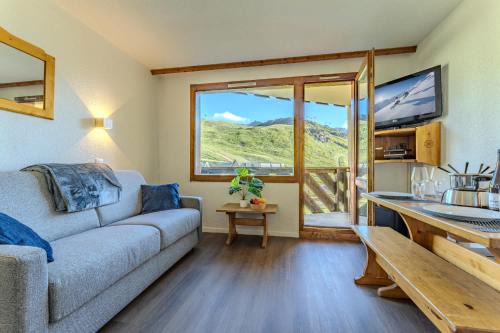 Val Thorens Ski-In Out 1BR Mountain View Sleeps 4 cuzco E11
