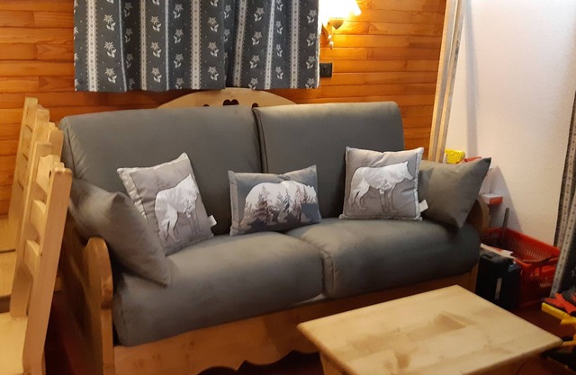 VALMOREL 6 pers 35m2, ski in and ski out Pierrafort, resort center