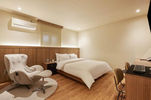 vane hotel
