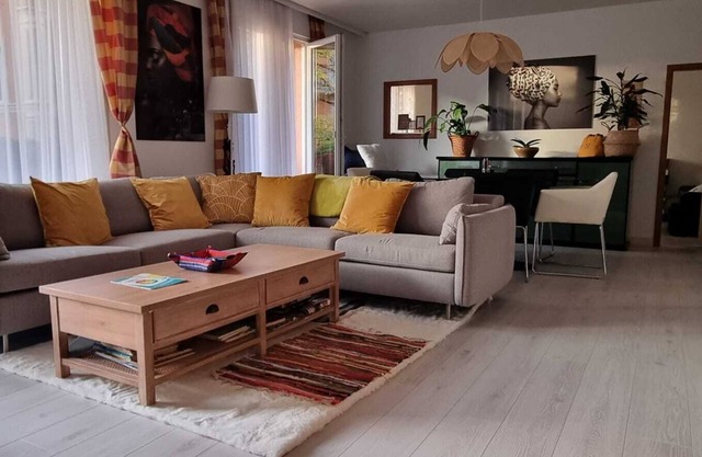 Vaste Appartement à 5mn à Pied de la Gare et du Centre Ville de Belfort