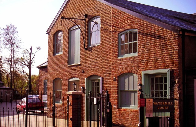 Vellum Court, Havant - a stylish home from home for exploring the South Coast