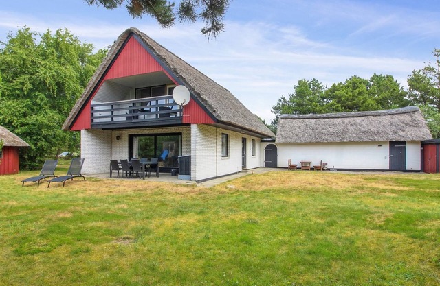 "Vendela" - 2.5km from the sea by Interhome