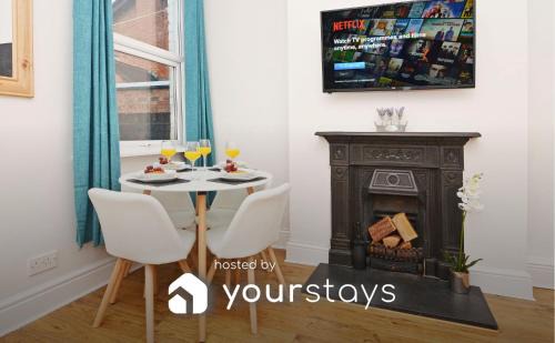 Venture House by YourStays