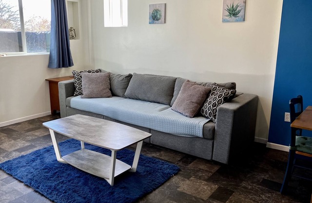 Vermillion Vacation: A Comfy Home Away From Home - Pet Friendly