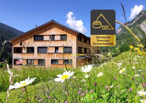 Verwall Apartment Arlberg - mit Sauna, Balkon und Skiraum