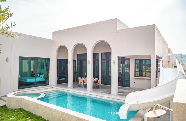 Very new charming 3-bedroom villa with AC, WiFi in lovely Phetchaburi